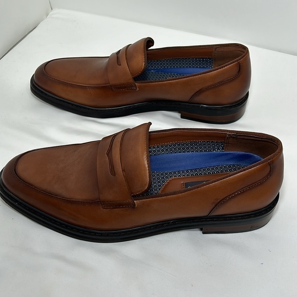 Vince Camuto Size 12 Ivarr Loafer - Picture 15 of 16